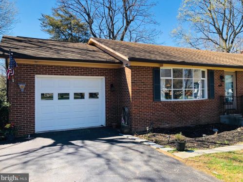 17 Friendship Ct, Charles Town WV 25414-5058 exterior