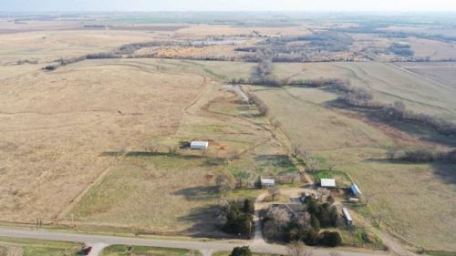 5751 Peckham Rd, Newkirk, OK 74647-8502