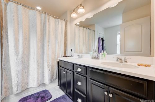 7611 Yakima Ct, Denver CO 80016 exterior