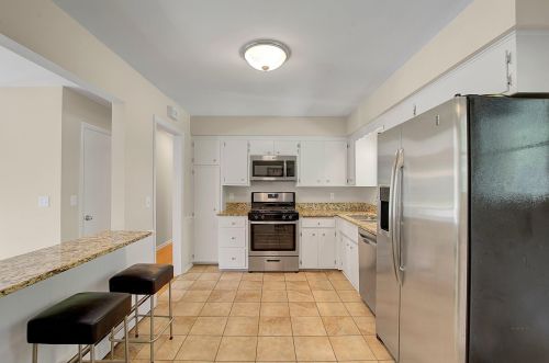 2844 Fernwood St, Saint Paul MN  55113-1832 exterior