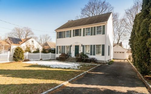 4 Rex St, Greenwich, CT 06831-5016