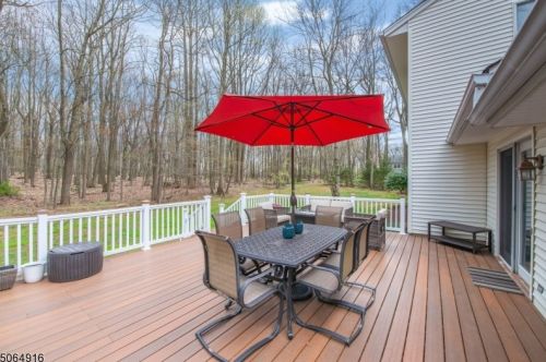 6 Patty Ln, Dover NJ  07869-4735 exterior