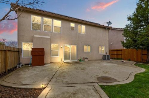 4300 Grafton Cir, Mather, CA 95655-3010
