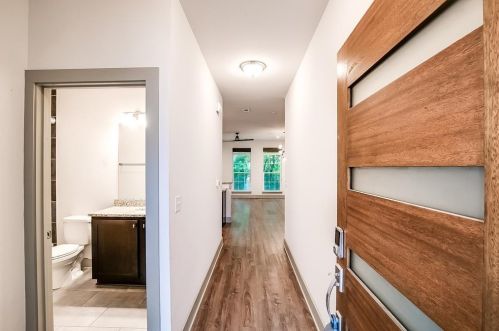 12152 Abbey Glen Ln, Austin TX  78753 exterior