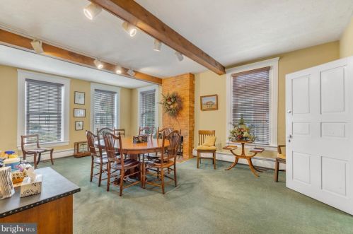 515 Carlisle St, Hanover PA 17331-2406 exterior