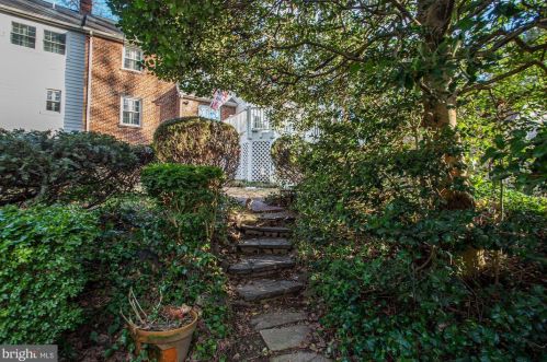 305 Ellsworth Dr, Silver Spring MD 20910-4301 exterior