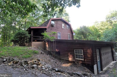 158 Heritage Ln, Berkeley Springs, WV 25411-5559