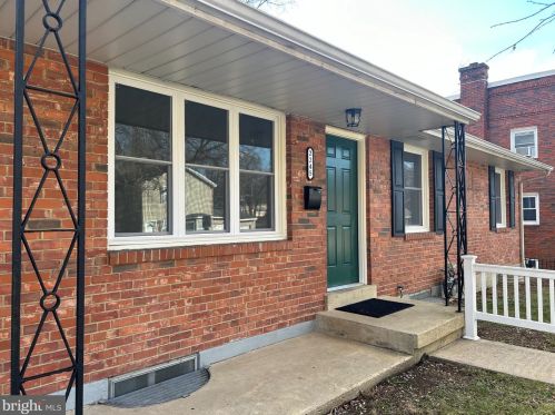 2245 Swatara St, Harrisburg, PA 17104-2032