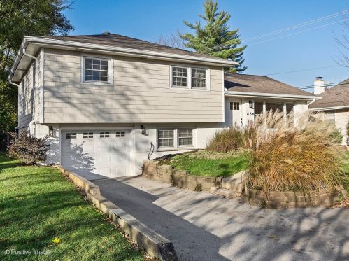 436 Traube Ave, Willowbrook IL  60514-2819 exterior