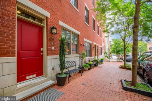 551 23rd St, Philadelphia, PA 19130-3131