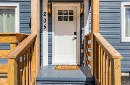 205 Maple St, Atlanta GA  30354-1205 exterior