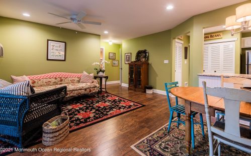 175 Lexington Ct, Tinton Falls NJ 07701-5486 exterior