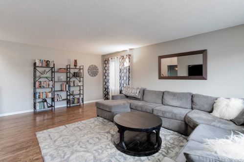 6107 Alton Way, Englewood CO  80111-5235 exterior