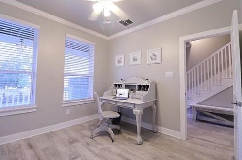 109 Concord Cir, Austin TX  78737-9073 exterior