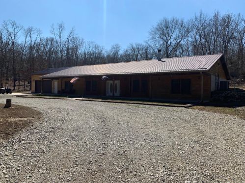 10194 Dubay Dr, Old Mines, MO 63630-8351
