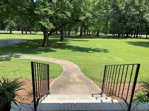 1929 Cobbham Rd, Harlem, GA 30824-4100