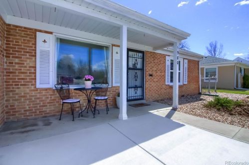 1980 Roslyn St, Denver, CO 80220-1941
