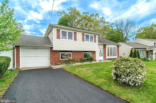 10 Ovington Dr, Trenton, NJ 08620-1510