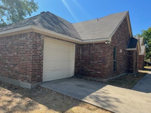 3151 Broadmoor Dr, Fort Worth TX  76116-3824 exterior