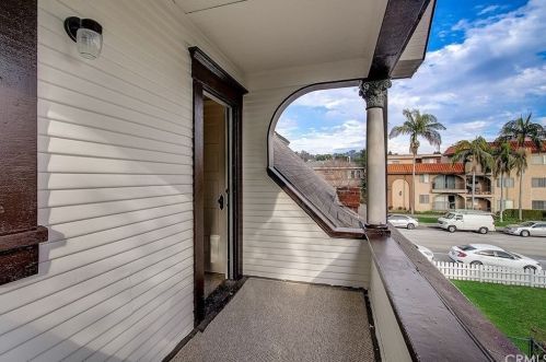 7211 Washington Ave, Whittier CA 90602-2233 exterior