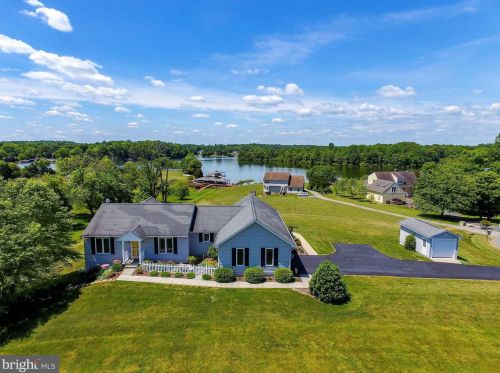 15512 Sunset Harbour Blvd, Mineral, VA 23117-9622