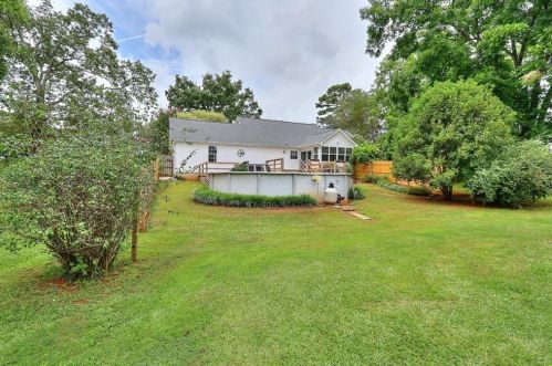 599 Laney Rd, Locust Grove, GA 30248-2262