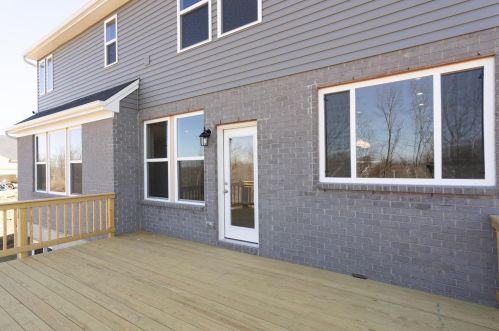 4681 Hampton Pointe Dr, Cincinnati, OH 45248-1535