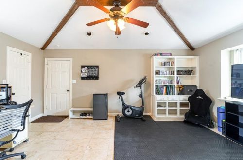 2242 Woodcreek, Carrollton TX 75006-1925 exterior