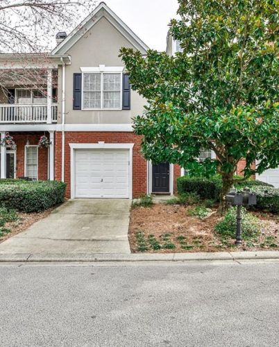 2507 Longcourt Cir, Atlanta, GA 30339