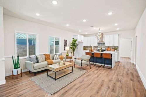 4430 Rubidoux Ave, Riverside CA  92506-1732 exterior