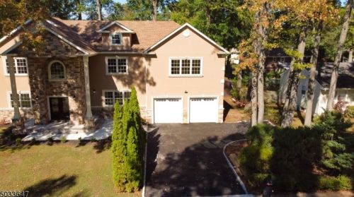 240 Prescott Ave, Edison, NJ 08820-1210
