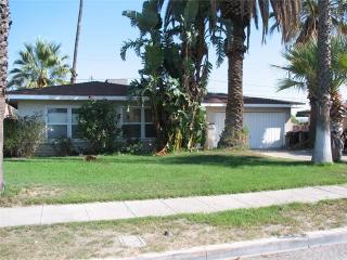 1456 10th St, Colton, CA 92324-2404