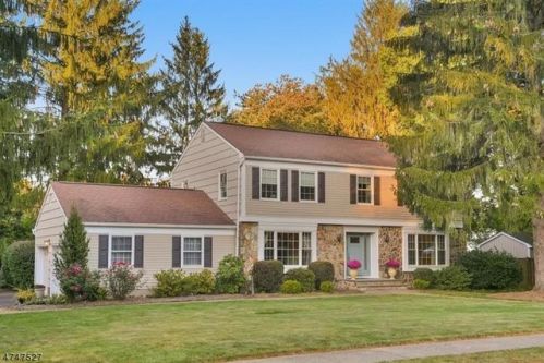 5 Allen Way, Dover, NJ 07869-3455