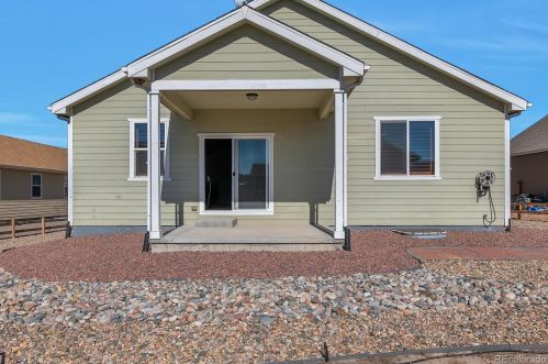 42390 Forest Oaks Dr, Elizabeth CO  80107-9105 exterior