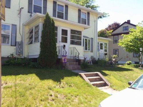 10 Woodland Ct, Lincoln, RI 02865-2811