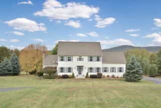 13 Creveling Rd, Bloomsbury, NJ 08804-6001