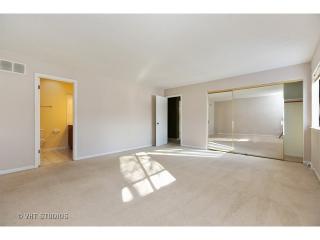 708 Gartner Rd, Naperville IL  60540-7143 exterior