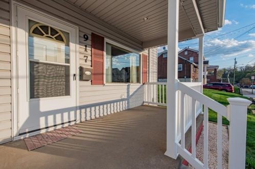 917 Howell St, Vandergrift, PA 15690-1642