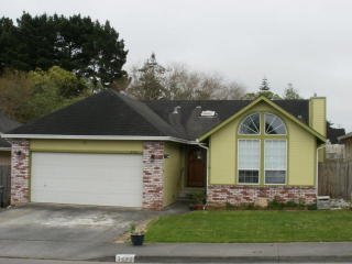 3582 Trinity St, Eureka, CA 95501-2741