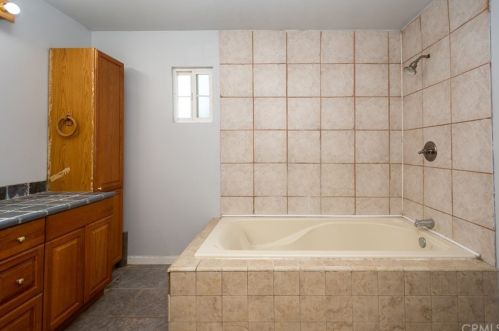6060 Stearns St, Riverside CA  92504-1739 exterior