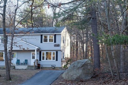 132 Sandstone Cir, Londonderry, NH 03053-3776