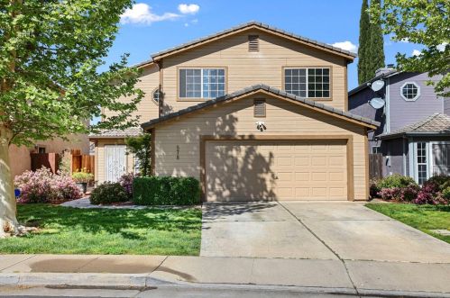 578 4th St, Tracy, CA 95376-4527