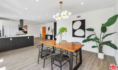 2854 Orange Ave, Anaheim CA  92804-3235 exterior