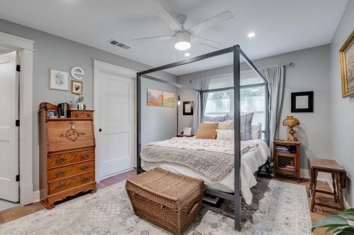 1618 6th Ave, Fort Worth TX  76104-4331 exterior