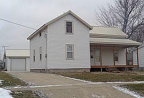 1016 Roseview Ave, Kewanee, IL 61443-2578