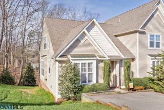 117 Boxwood Ct, Charlottesville, VA 22902-8260