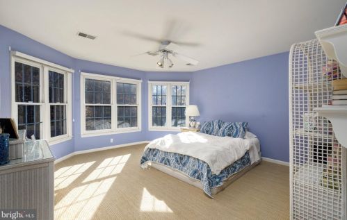 10101 Waterside Dr, Springfield VA  22015-3931 exterior