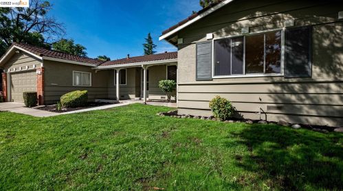 749 San Mateo Ct, Concord, CA 94518-2808