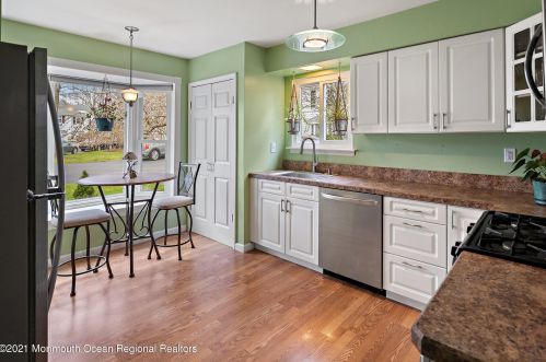 904 Buckingham Cir, Middletown NJ  07748-3467 exterior