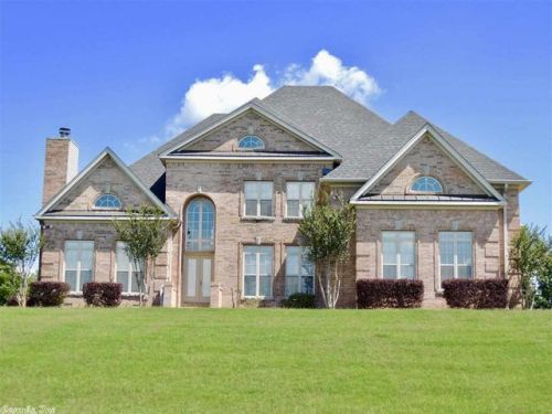 15 Overland Park Rd, Vilonia, AR 72173-9434